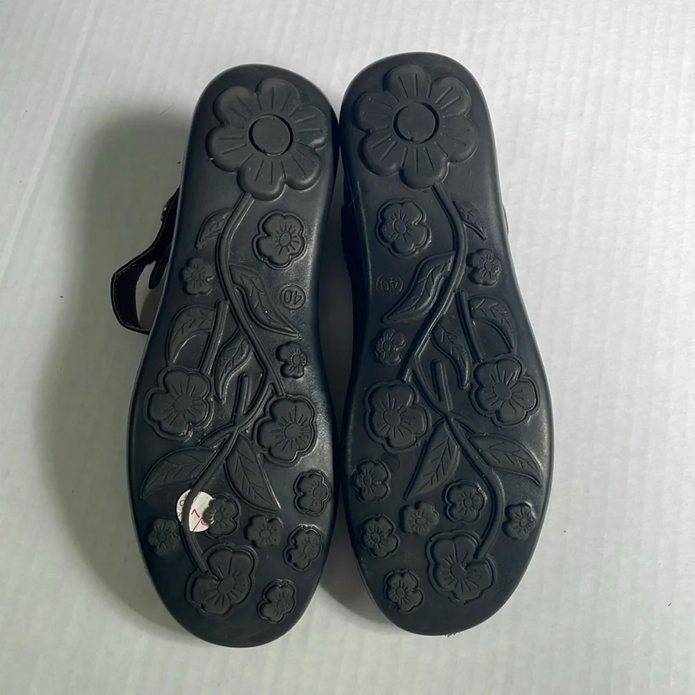Pierre Dumas  Shoes - Black - Size 8